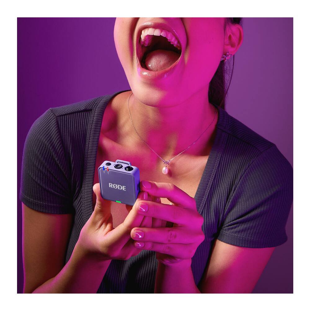 Left. RODE - RODE Wireless GO (Gen 3) Compact Wireless Microphone System (Orange).