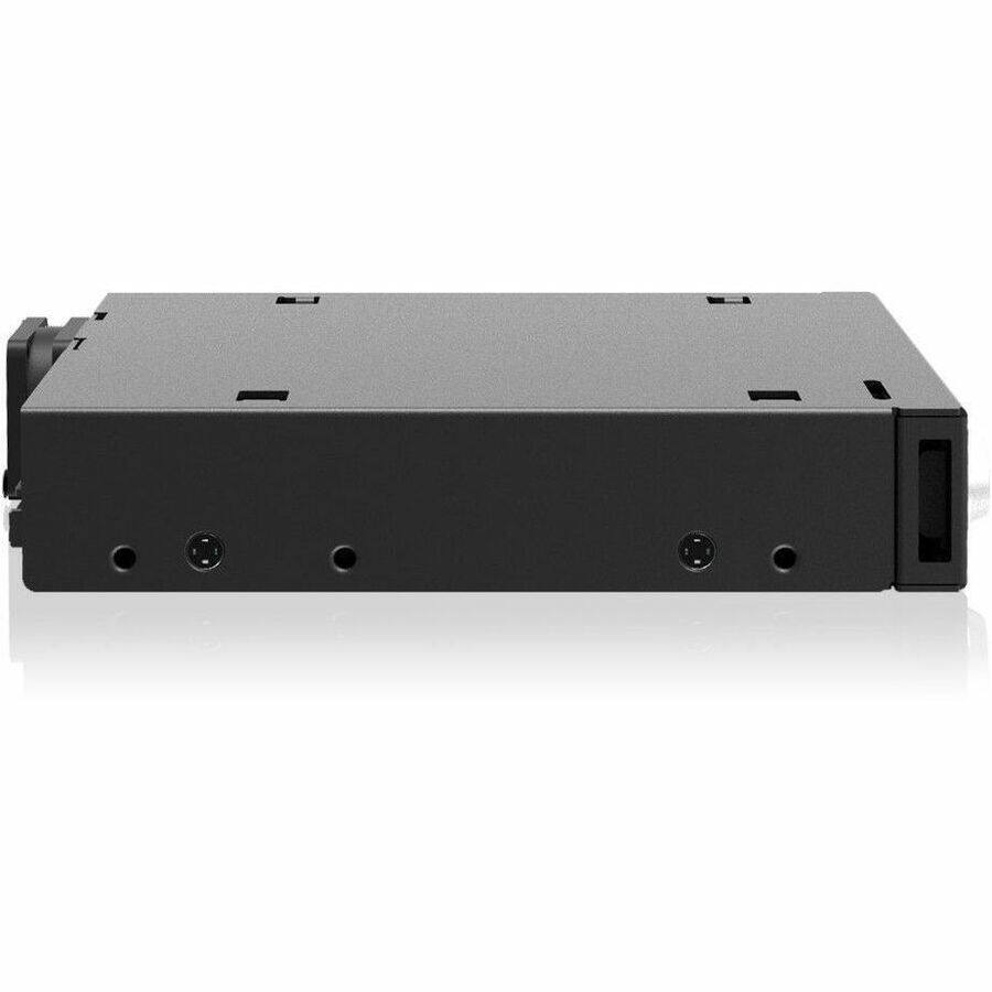 Alt View 4. Icy Dock - Icy Dock ToughArmor MB601V5K-B Drive Enclosure for 3.5" U.2, U.3, PCI Express NVMe - PCI Express Host Interface External.