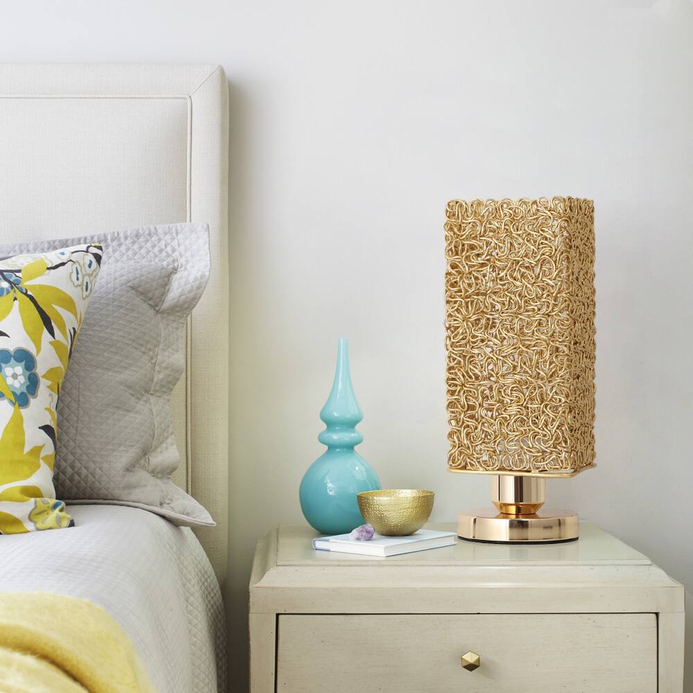 Back. Oumilen - Gold Square Table Lamp with Aluminum Wire Shade, E26 Socket & UL Plug.