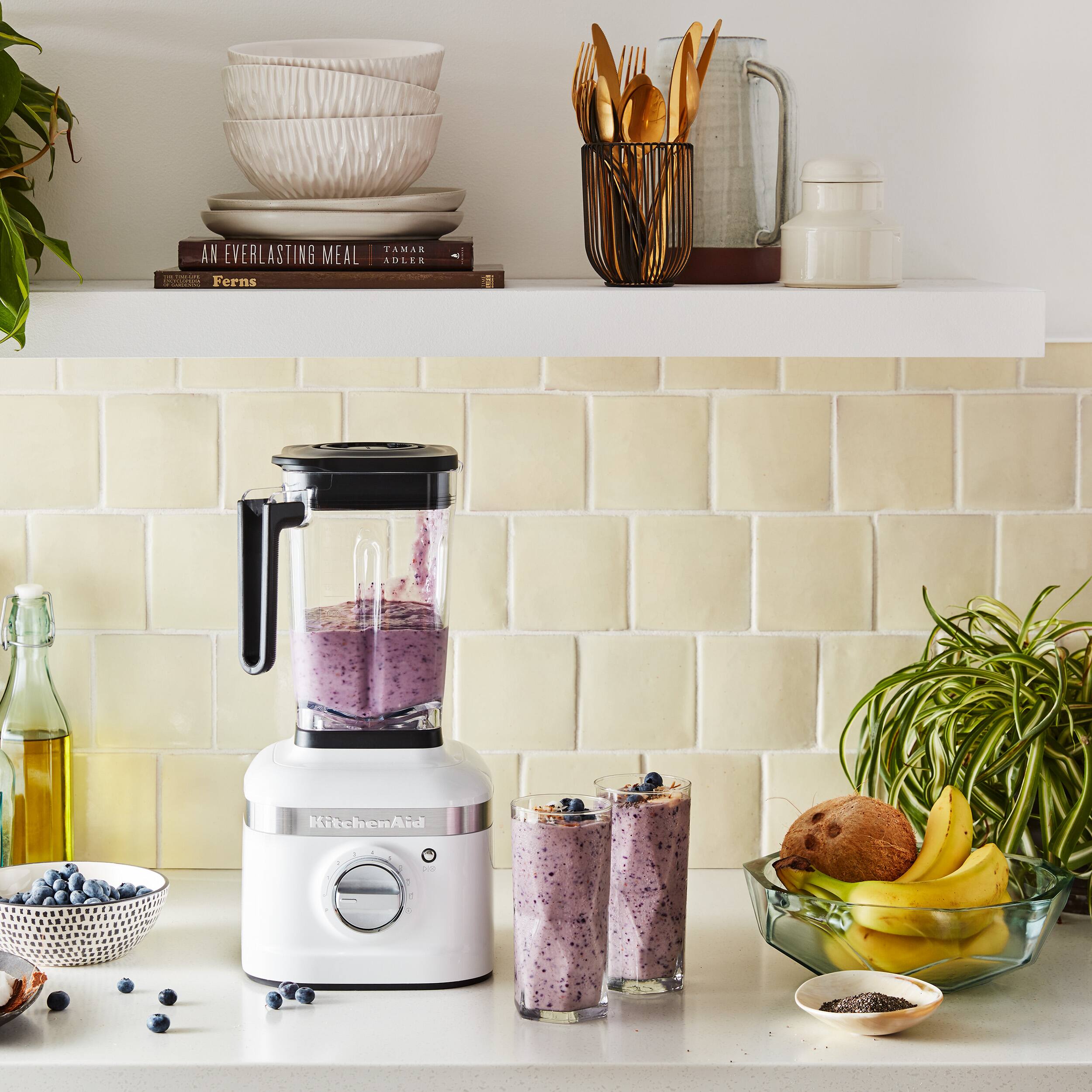 Angle. KitchenAid - KitchenAid® K400 Variable Speed Blender - KSB4027 - White.