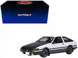 Autoart - 1/18 Toyota Sprinter Trueno AE86 RHD Project D Final White Carbon Hood Initial D 30th Anniversary - Multicolor
