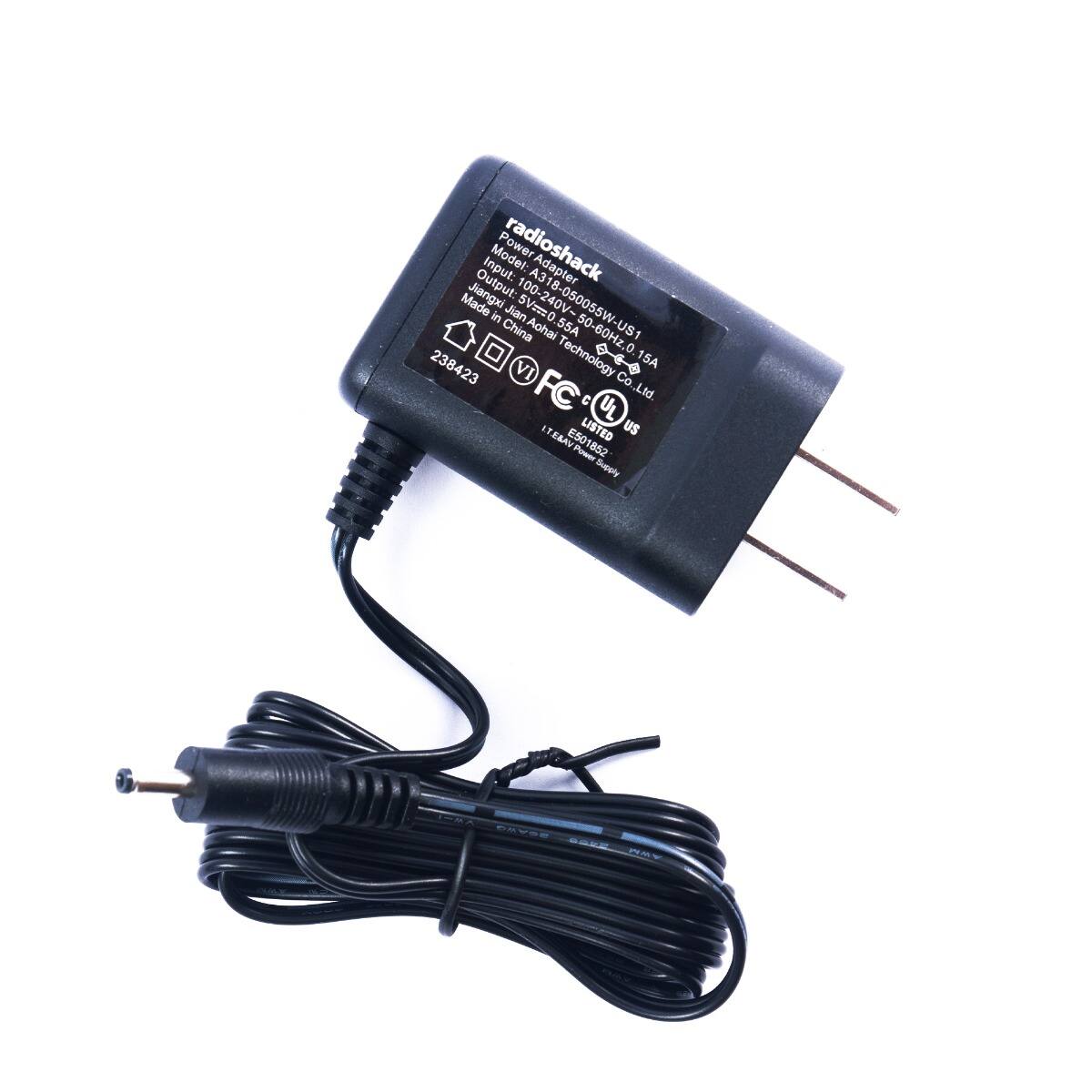 Model: A318-050055W-US1  
Adapter  
Input: 100-240V~50/60Hz 0.5A  
Output: 5V=1A  
Jiangxi, China  
Made in China  
Achai Technology Co., Ltd.  
238423  
UL LISTED  
E501852  
P/N: 852  
Power Supply  
PEVSE  
NAY