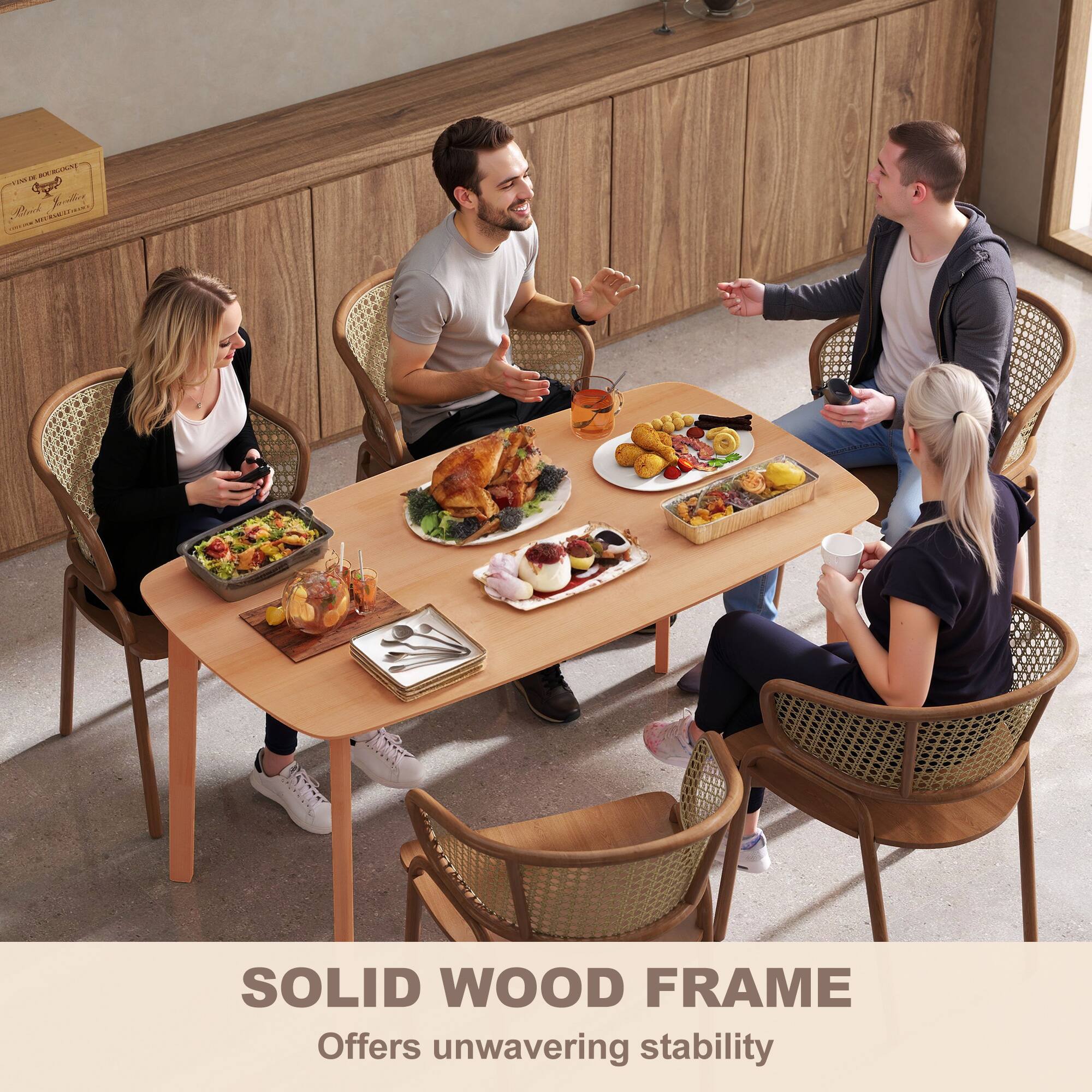 SOLID WOOD FRAME  
Offers unwavering stability