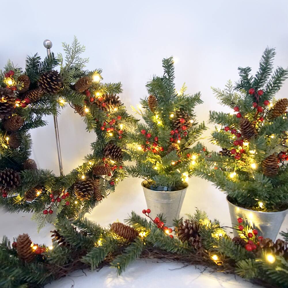 Front. Lloyd & Hannah - Prelit 4pc Artificial Greenery Set - Green.