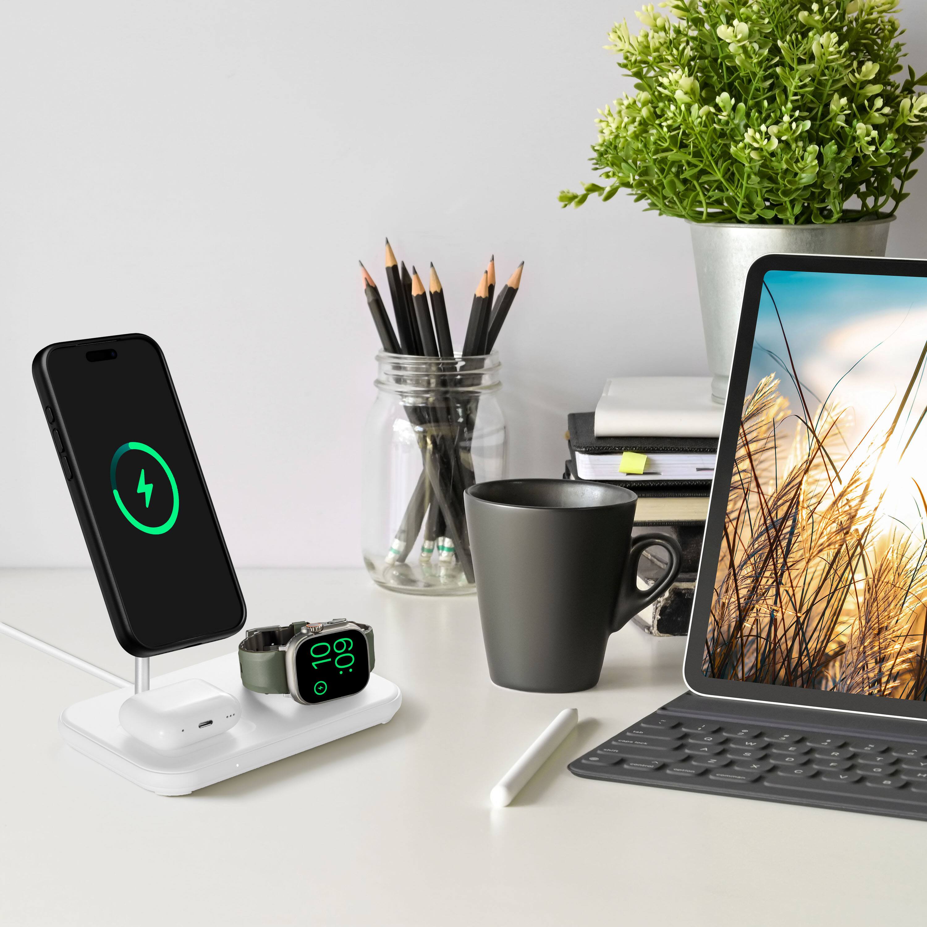 Alt View 2. Insignia™ - Silicone Case with MagSafe for Apple iPhone 17 Pro Max - Black.