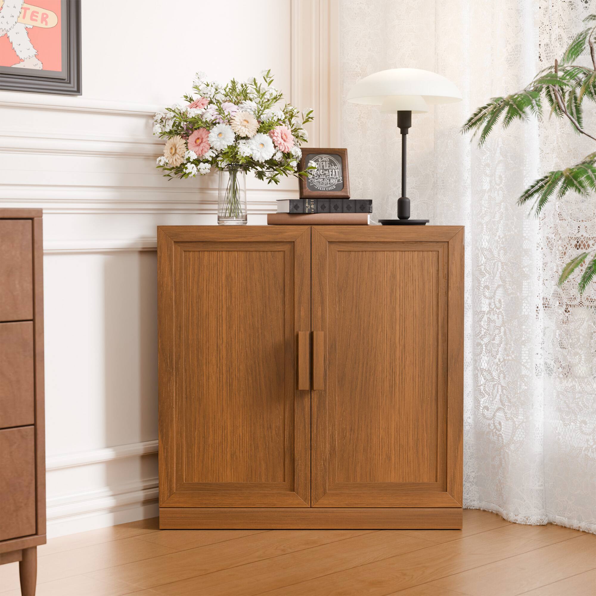 The text in the image reads:

"TER" (on the picture frame)

"TOGETHER" (on the decorative item)