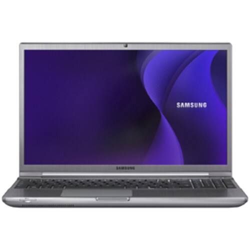 Front Standard. Samsung - 15.6" Notebook - 8 GB Memory - 500 GB Hard Drive - Silver.