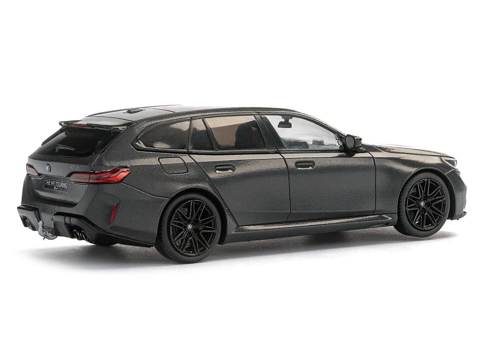 THE M5 TOURING