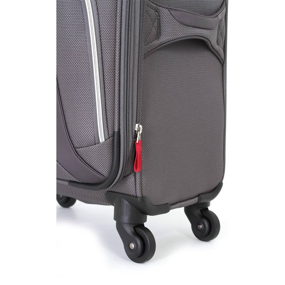Best Buy: SwissGear 7362 Liteweight 20 
