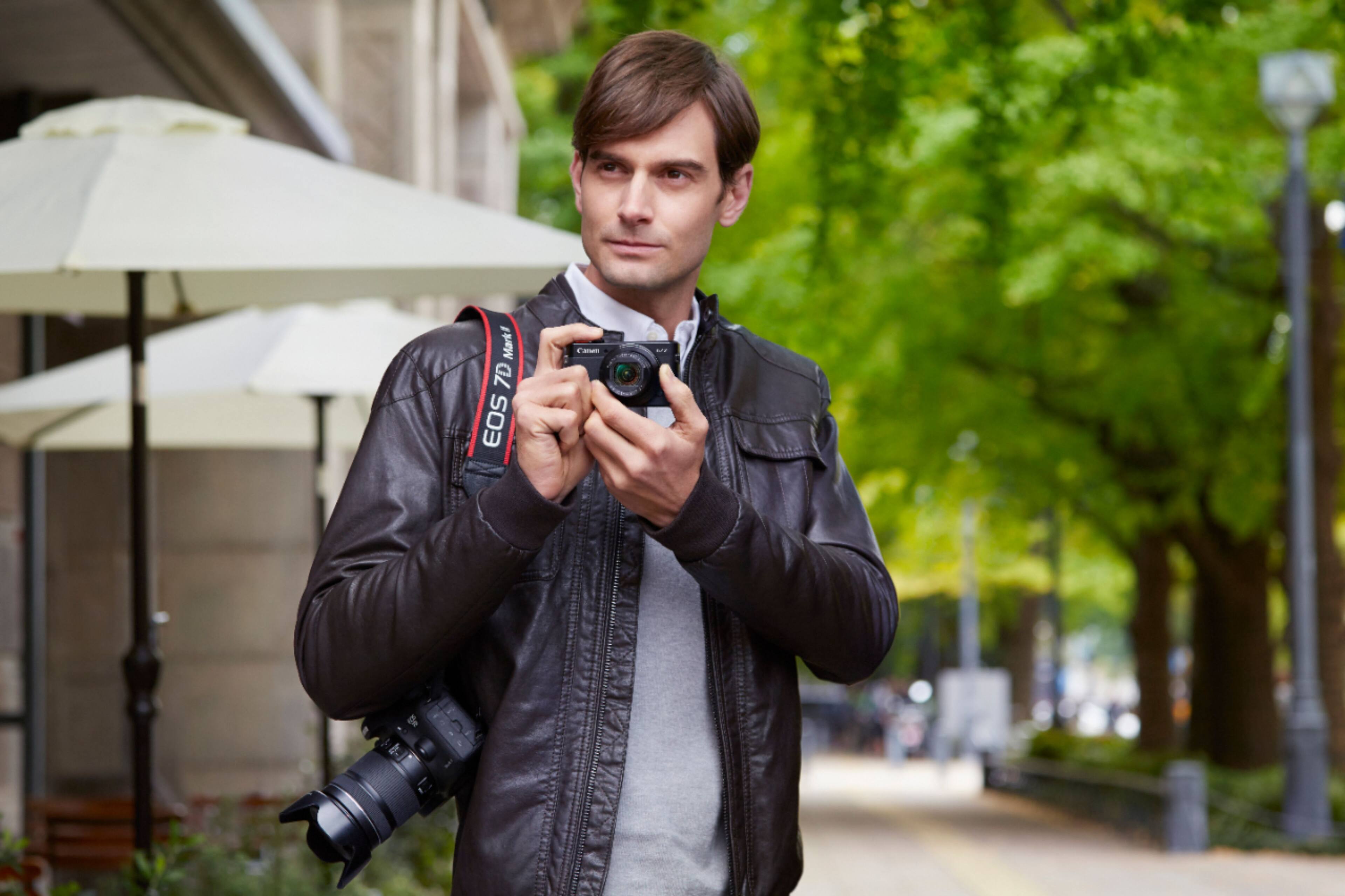 Alt View 24. Canon - PowerShot G7 X Mark II 20.1-Megapixel Digital Video Camera - Black.