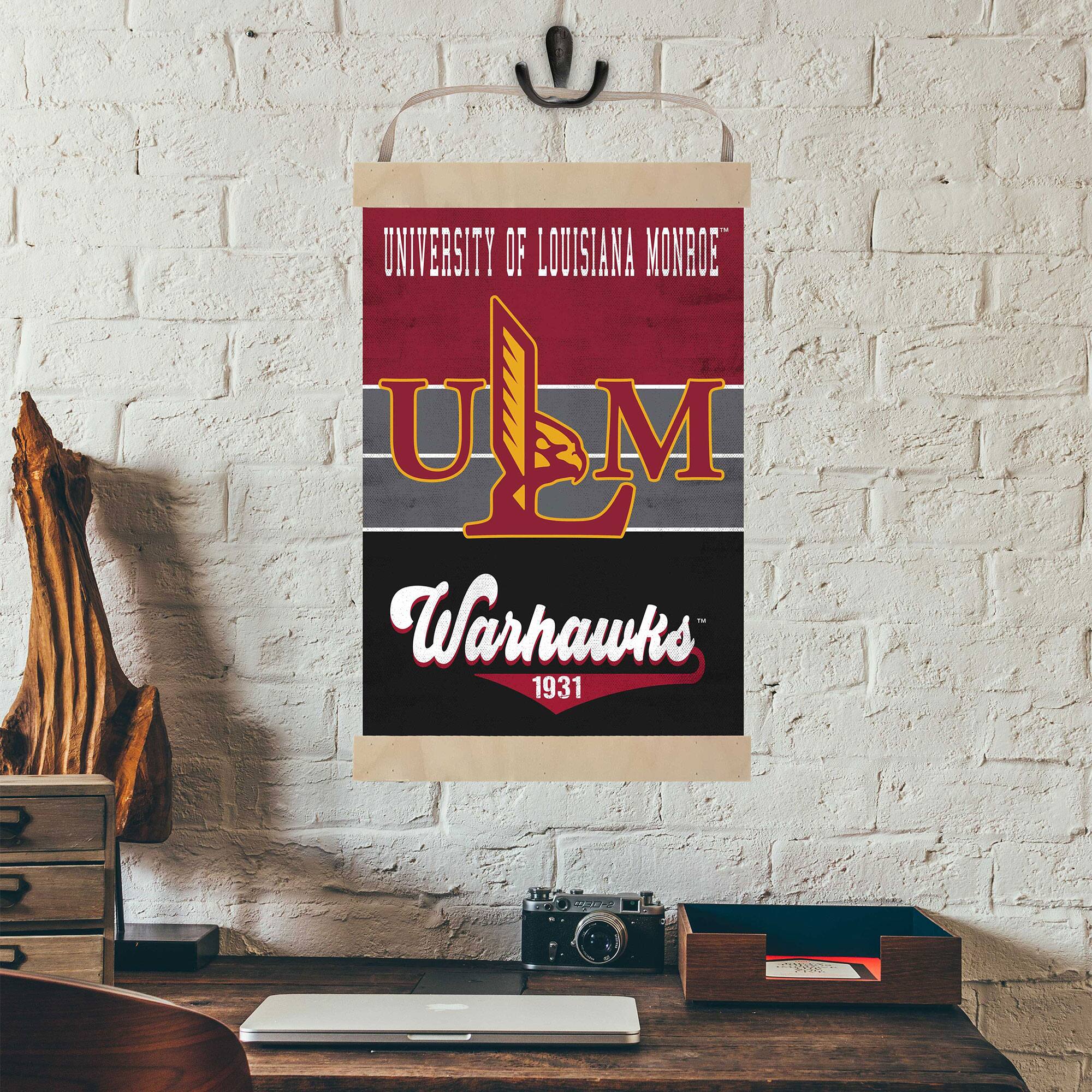 UNIVERSITY OF LOUISIANA MONROE  
U M  
Warhawks  
1931