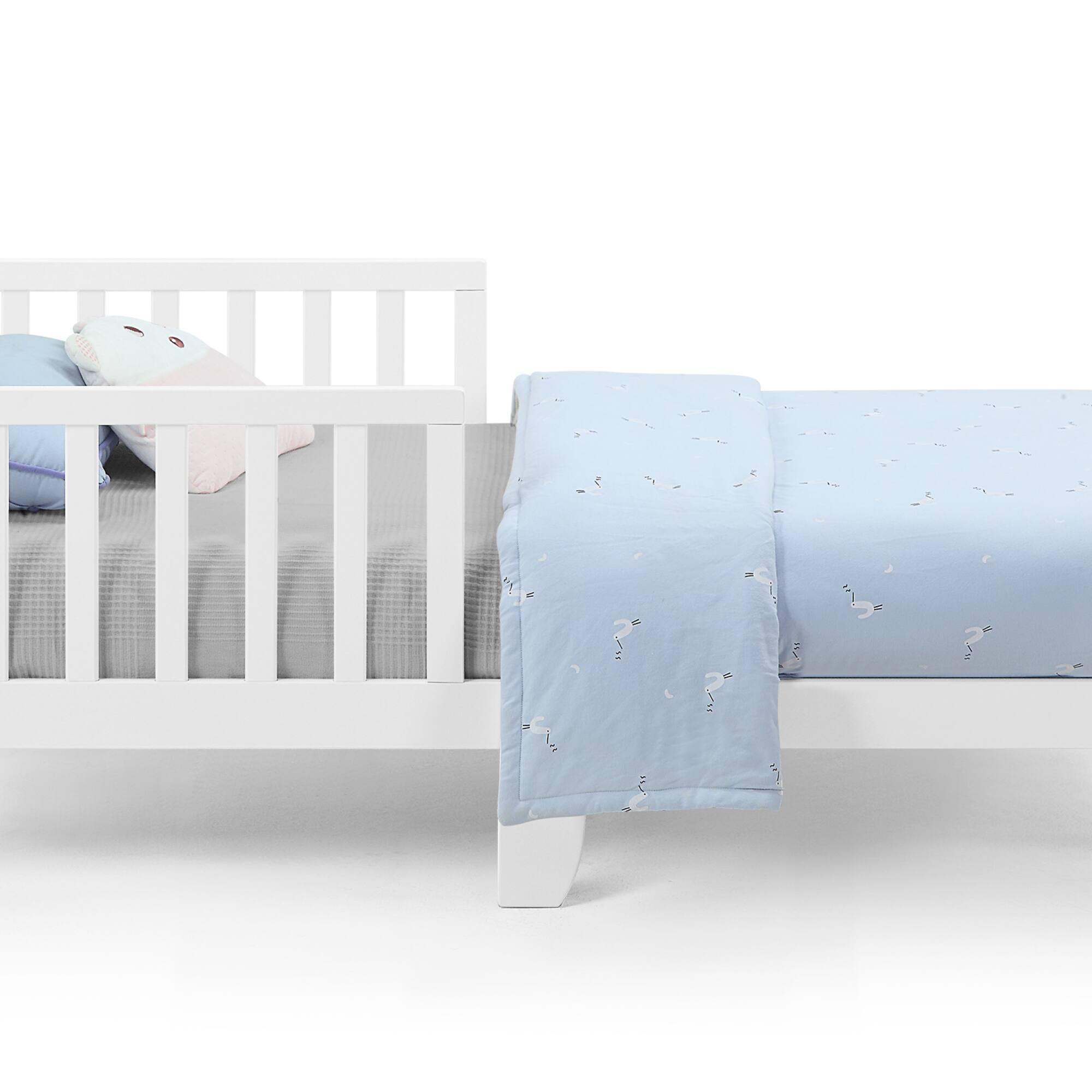Back. GOODSILO - Solid Wood Toddler Bed with Safety Rails and Low-Profile Design for Secure Sleeping Environment - White.