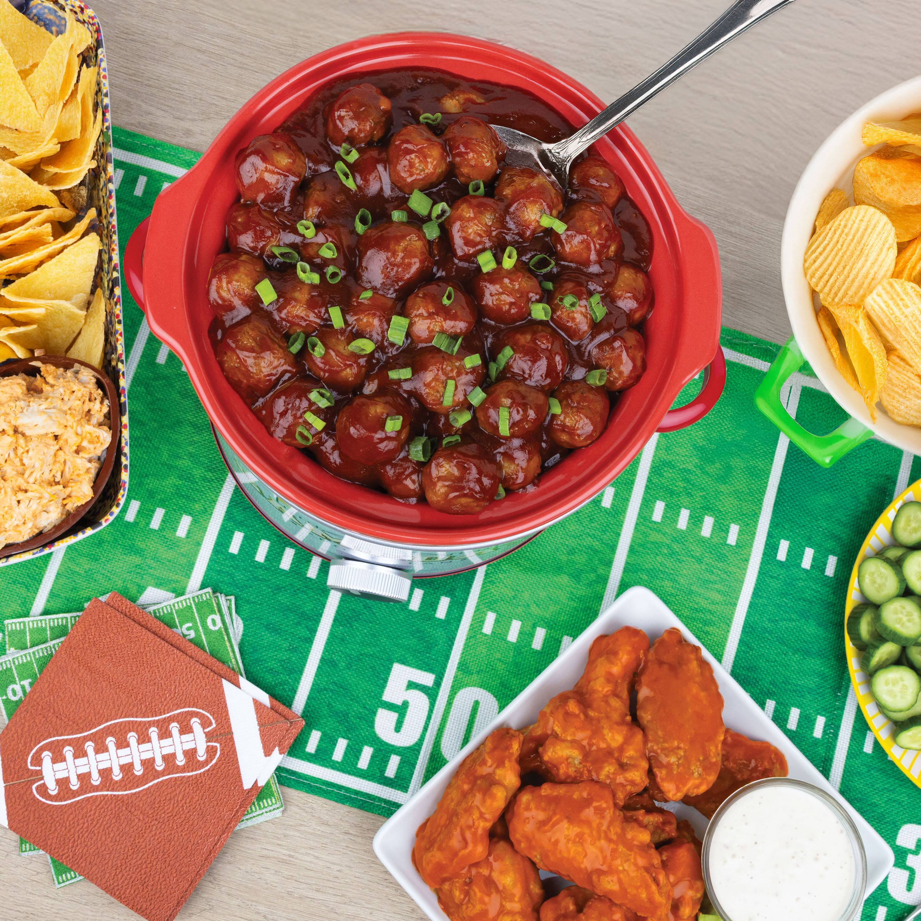 Alt View 2. Game Day - Game Day 4-Quart Slow Cooker - Silver.