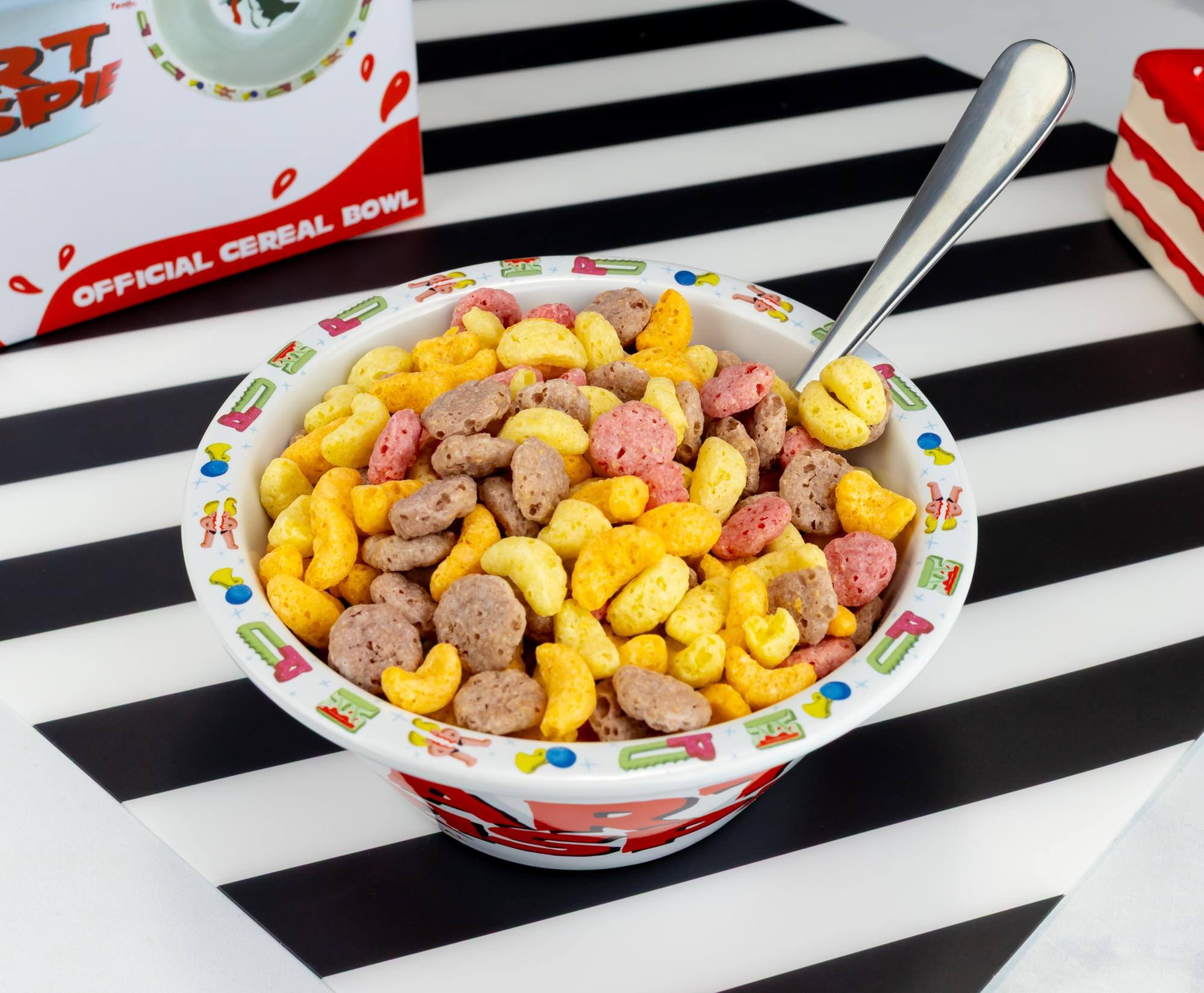 RT PIE SPICE  
OFFICIAL CEREAL BOWL