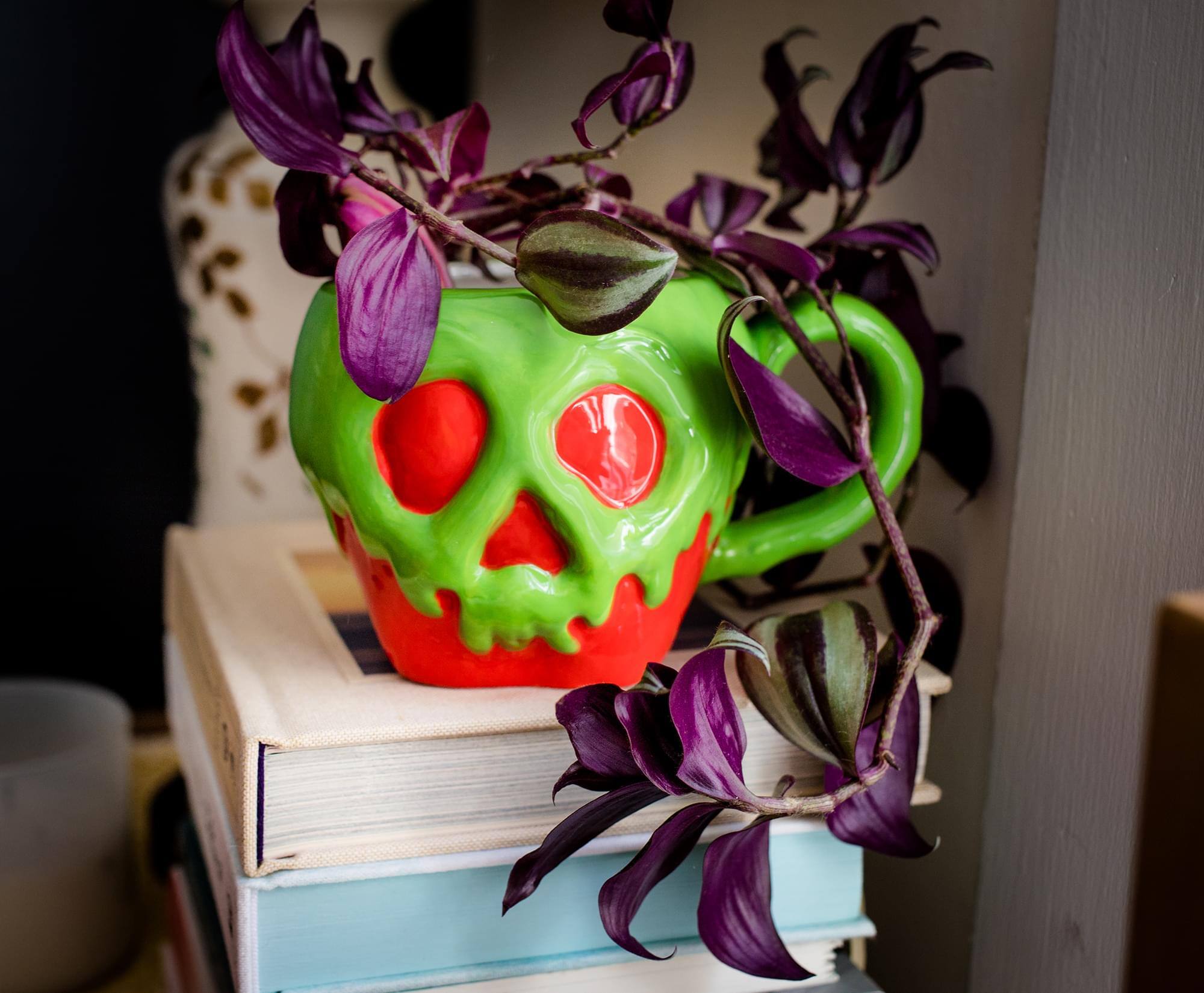 Alt View 4. Silver Buffalo - Disney Evil Queen Poison Apple Sculpted Ceramic Mug | Holds 20 Ounces - Green.