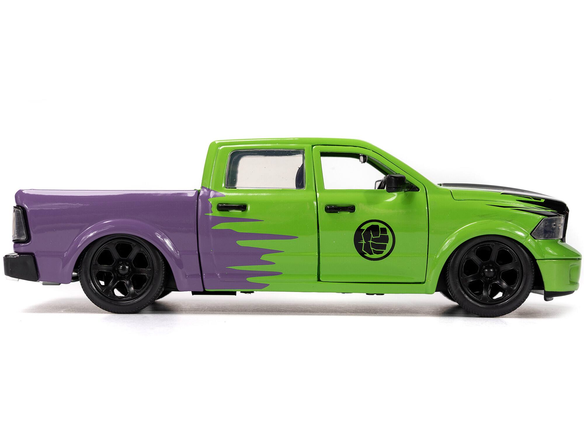 Left. Jada - 2014 RAM 1500 Pickup Truck Green and Purple and Hulk Diecast Figure "Marvel Avengers" "Hollywood Rides" Series 1/24 - Green,Purple.