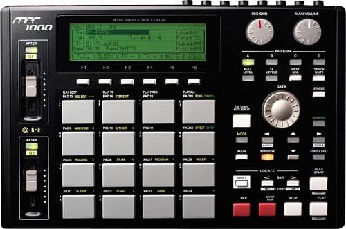 AKAI MPC1000 正規店でのメンテナンス済み　CFカード2GB付き AKAI MPC1000 正規店でのメンテナンス済み CFカード2GB付き Akai MPC