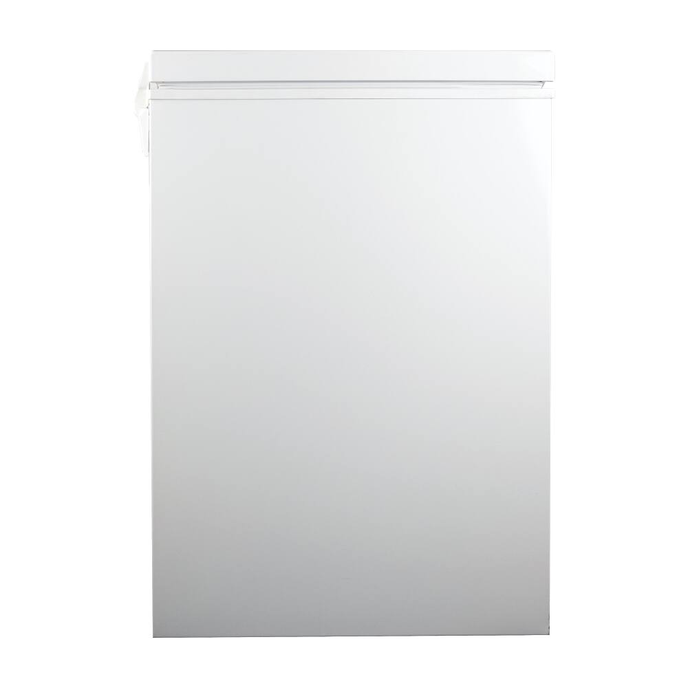 Best Buy Commercial Cool 5.2 Cu. Ft. Chest Freezer White CCF52W