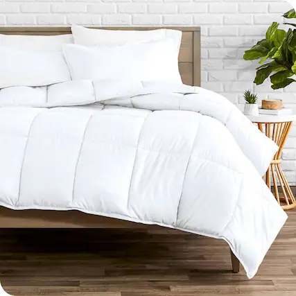 Front. Hivvago - Full size Super Soft Microfiber Down Alternative Comforter Set White - White.
