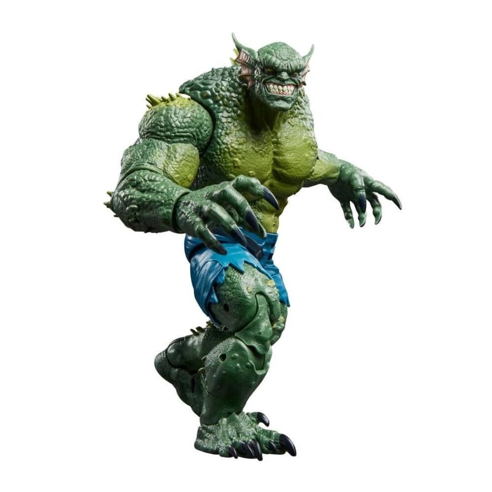 Angle. Hasbro - Hasbro Marvel Legends Series Juggernaut and Hulk 6-Inch Action Figures Bundle.