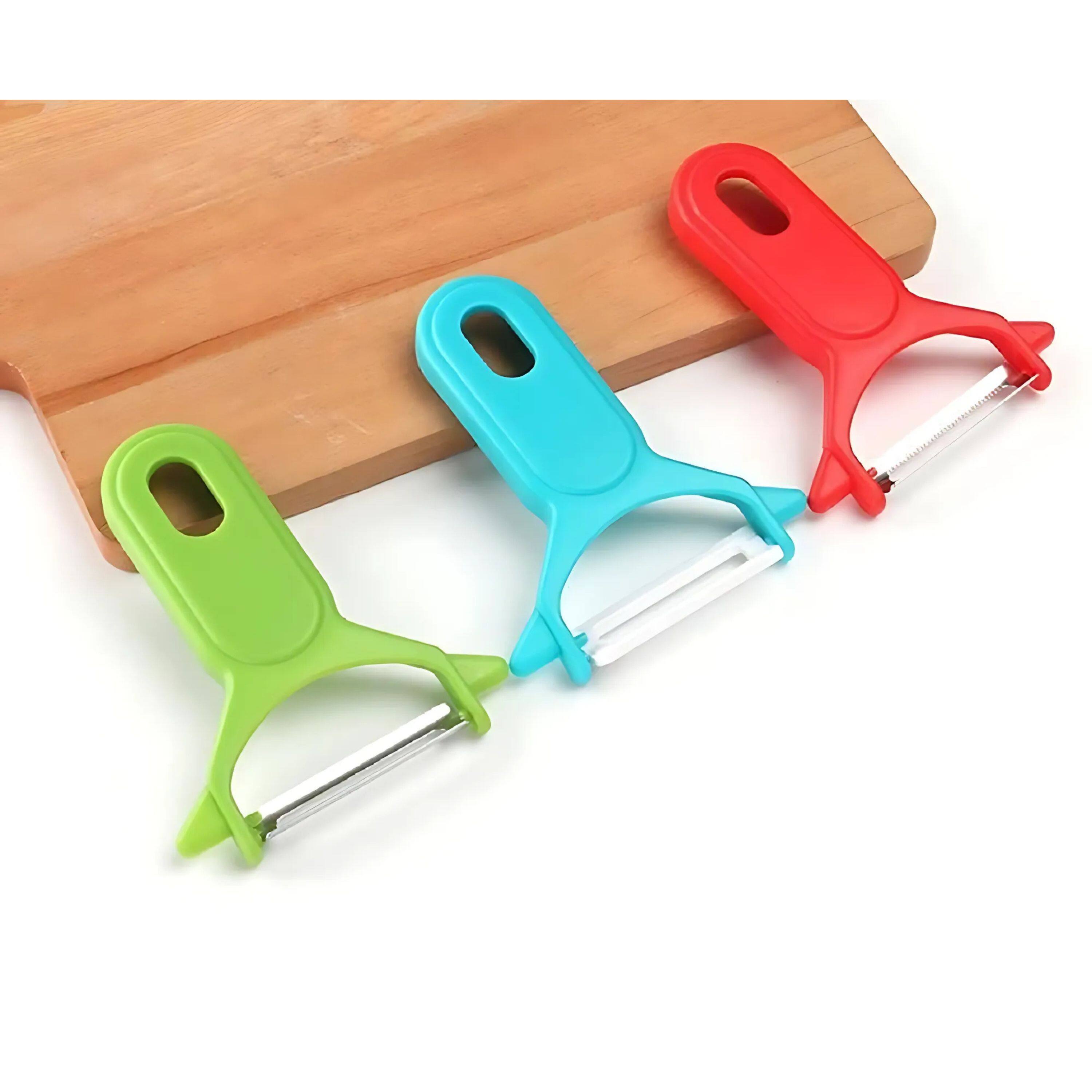 Left. Kitcheniva - Stainless Steel Vegetable & Fruit Peeler Set 3 Pcs - Multicolor.