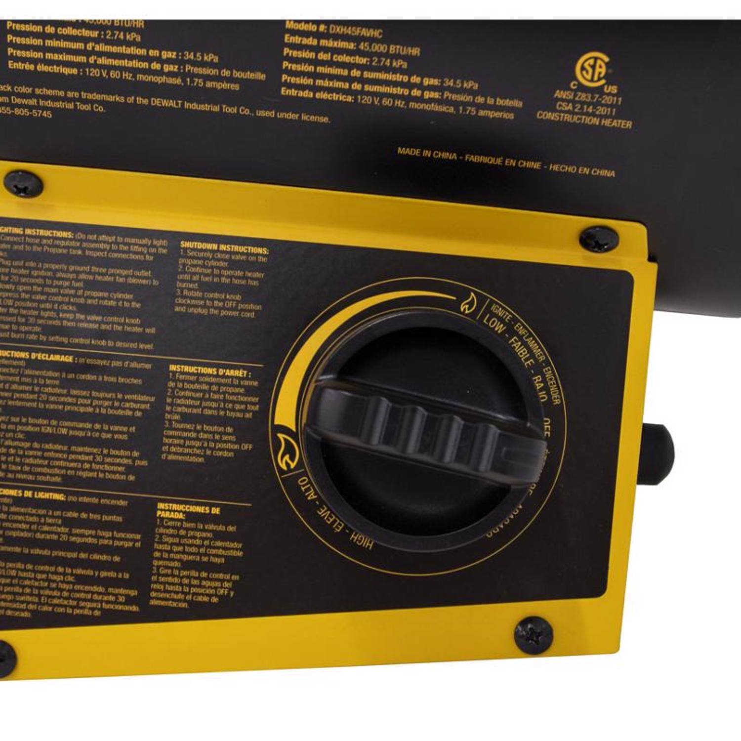 Sure, here is the corrected and grouped text from the image:

---

**Modelo:** DXH45FAVHC

**Pression de collecteur:** 2.74 kPa

**Pression maximum d'alimentation en gaz:** 34.5 kPa

**Pression minimum de la bouteille:** 1.75 kPa

**Entrada eléctrica:** 120V, 60 Hz, monofásica

**Entrada máxima de gas:** 45.000 BTU/Hr

**Entrada máxima de alimentación eléctrica:** 1.75 amperios

**Pression maximum d'alimentation en gaz:** 34.5 kPa

**Pression minimum de la bouteille:** 1.75 kPa

**Entrada eléctrique:** 120V, 60 Hz, monofásica

**Pression del colector:** 2.74 kPa

**Pression máxima de alimentación en gas:** 34.5 kPa

**Pression mínima de suministro de gas:** 1.75 kPa

**Entrada