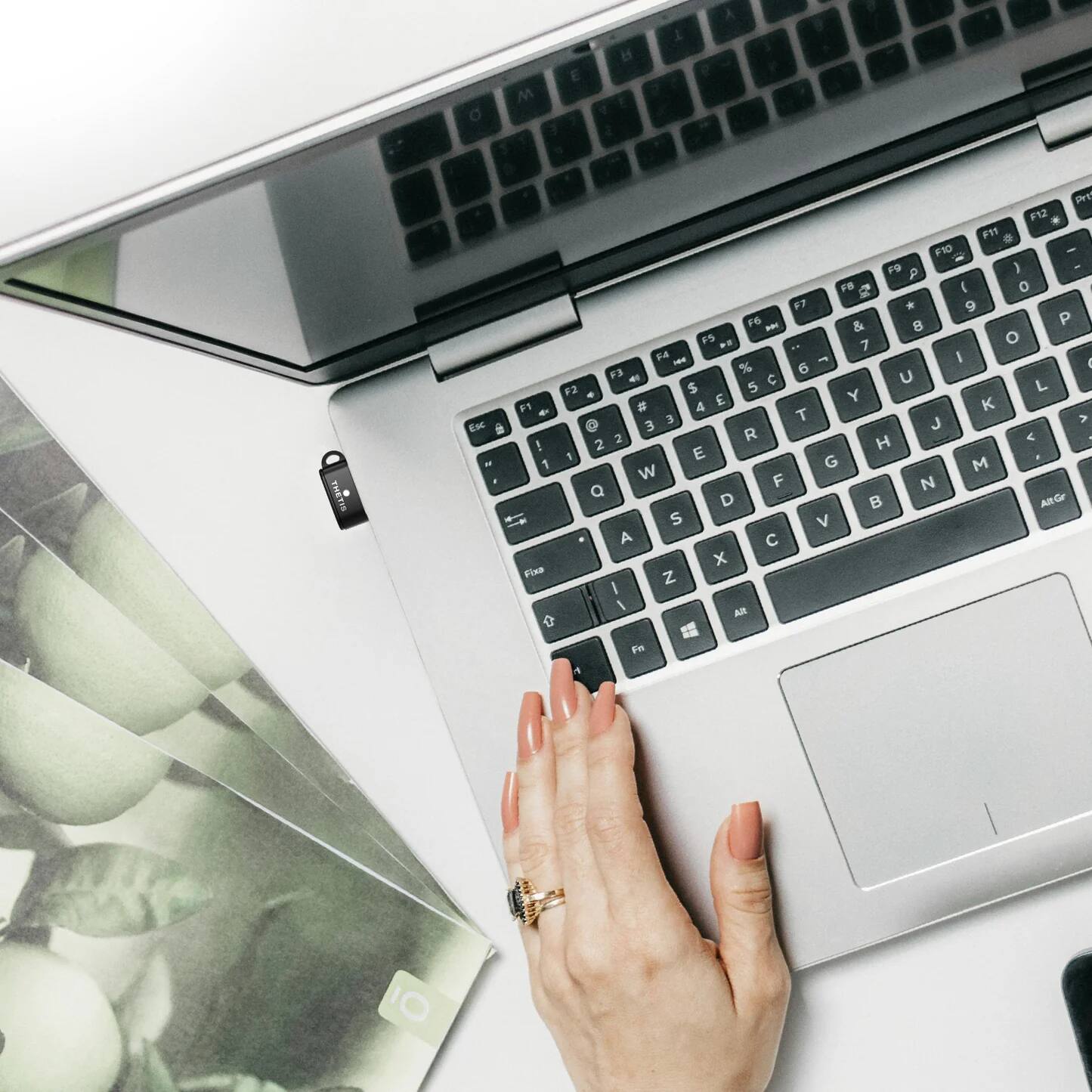 TWETYS A 1 B E e M E o 4 7 7 1 e PH P12 * F11 . F10 F9 P ) FB o F7 * 9 F6 & 8 P - F5 7 o P4 - - I % 6 I F3 - U 5 C L F2 $ E Y K F1 # 4 3 T A Ex a o 3 J 2 R ! 2 H 1 E 1 G M w F Q N D B ARGr S V A x Fixe Z I I AR e Fn 1