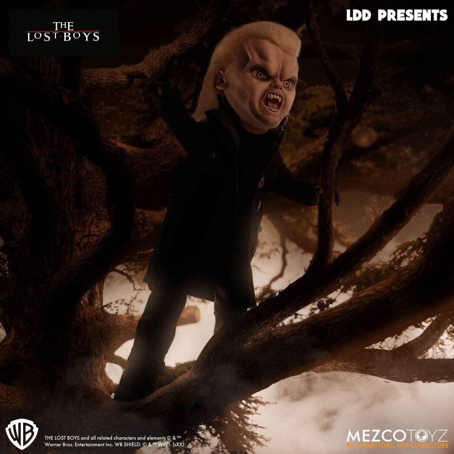 THE LOST BOYS  
LDD PRESENTS  
WB THE Warner Bros. Entertainment and all related characters & elements © & ™ WB SHIELD: © & ™ WBEI (XX)  
MEZCOTOYZ  
BY COLLECTORS, FOR COLLECTORS