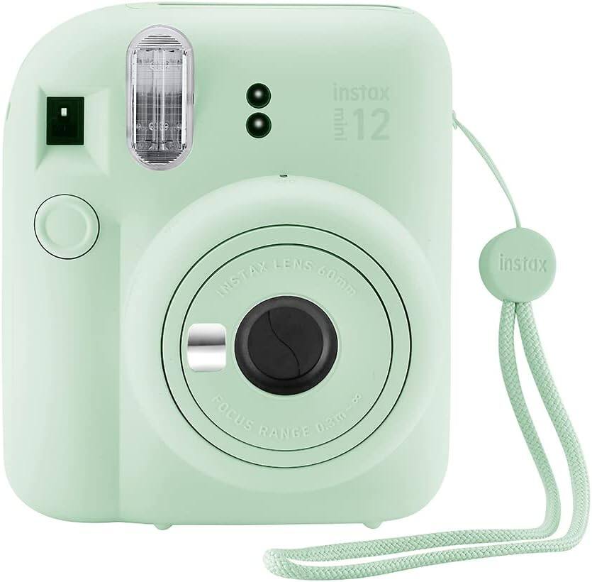 instax mini 12  
instax LENS 60mm  
FOCUS RANGE 0.3m - ∞  
instax