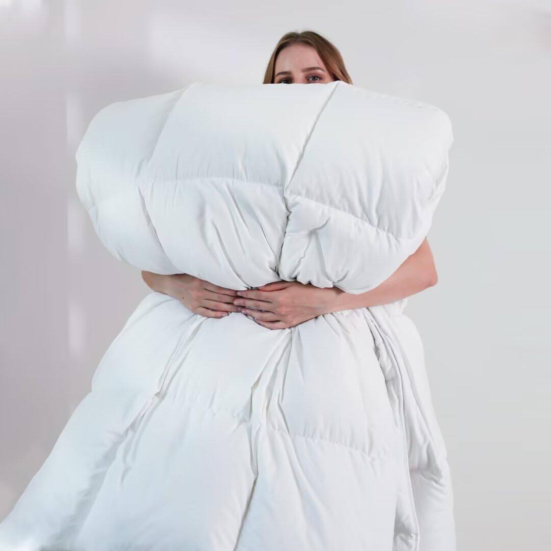 Alt View 2. PARKER SLATER - Comforters Queen Size Duvet Insert White All Season Lightweight Quilt Down Alternative Hotel Comforter (white... - Green-Oversized King-Lightweight Comforter.