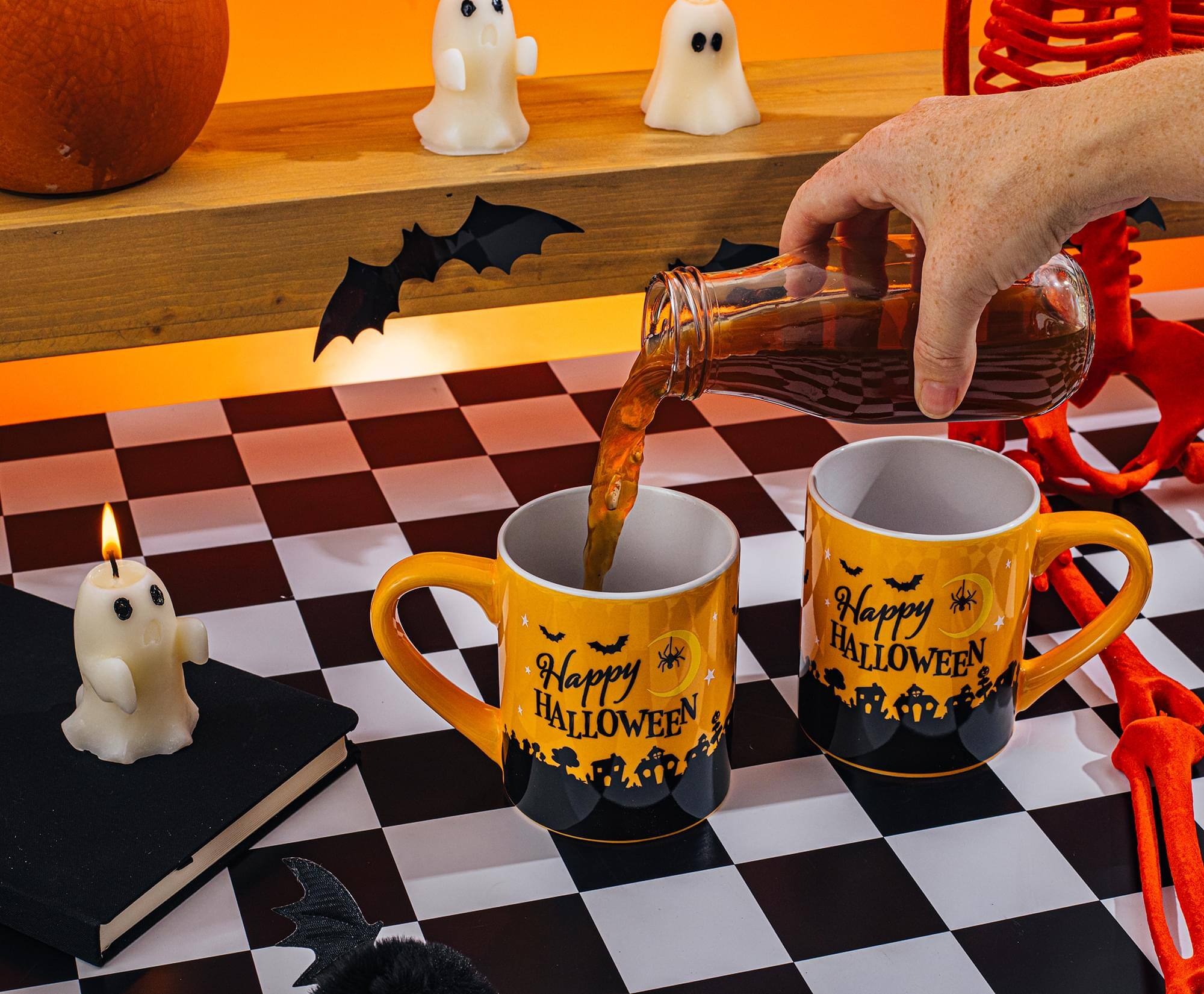 Happy Halloween  
Happy Halloween