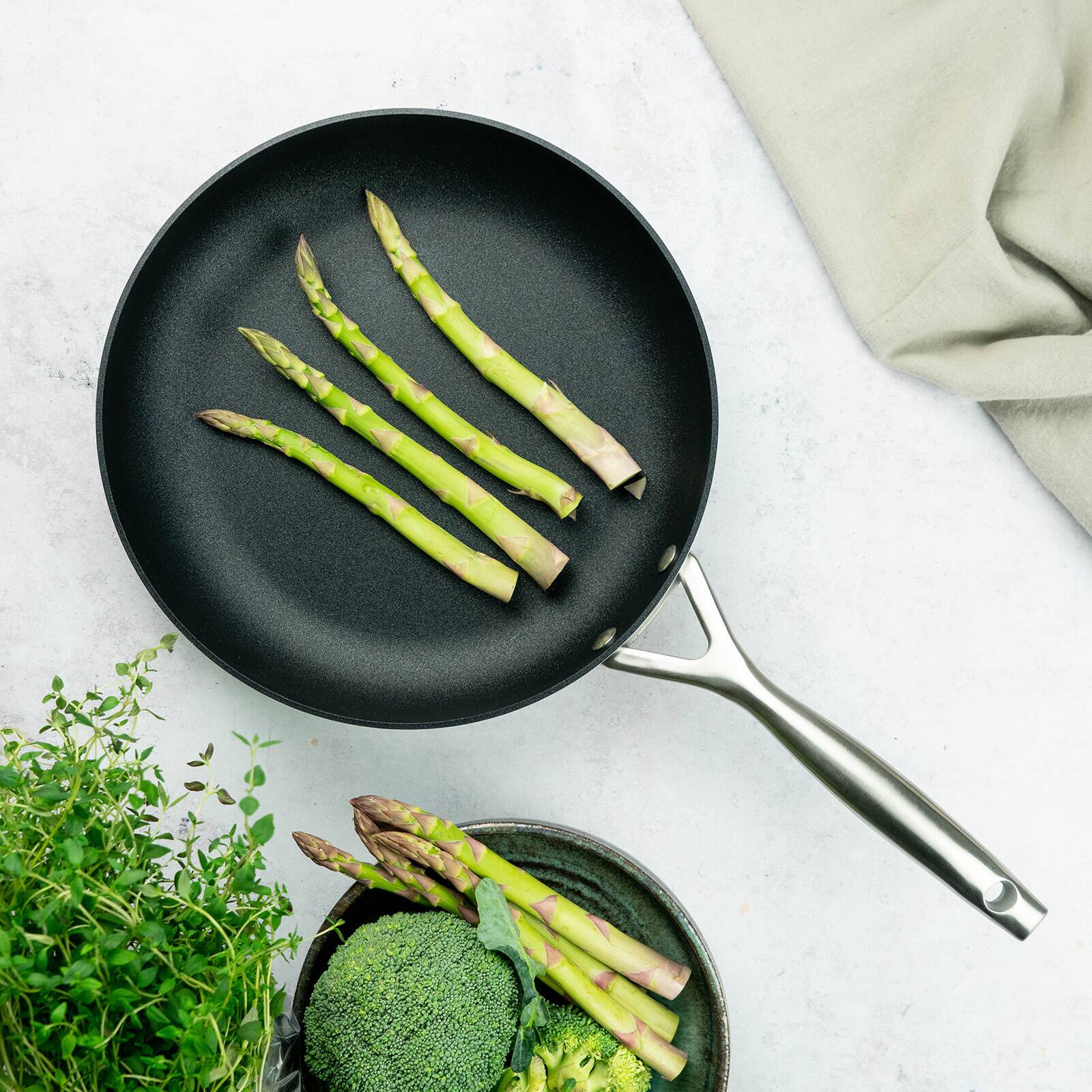 Alt View 4. Scanpan - CS+ 2-Piece Nonstick Fry Pan Set, 8" & 10.25", Stainless Steel, Induction Ready - Silver.