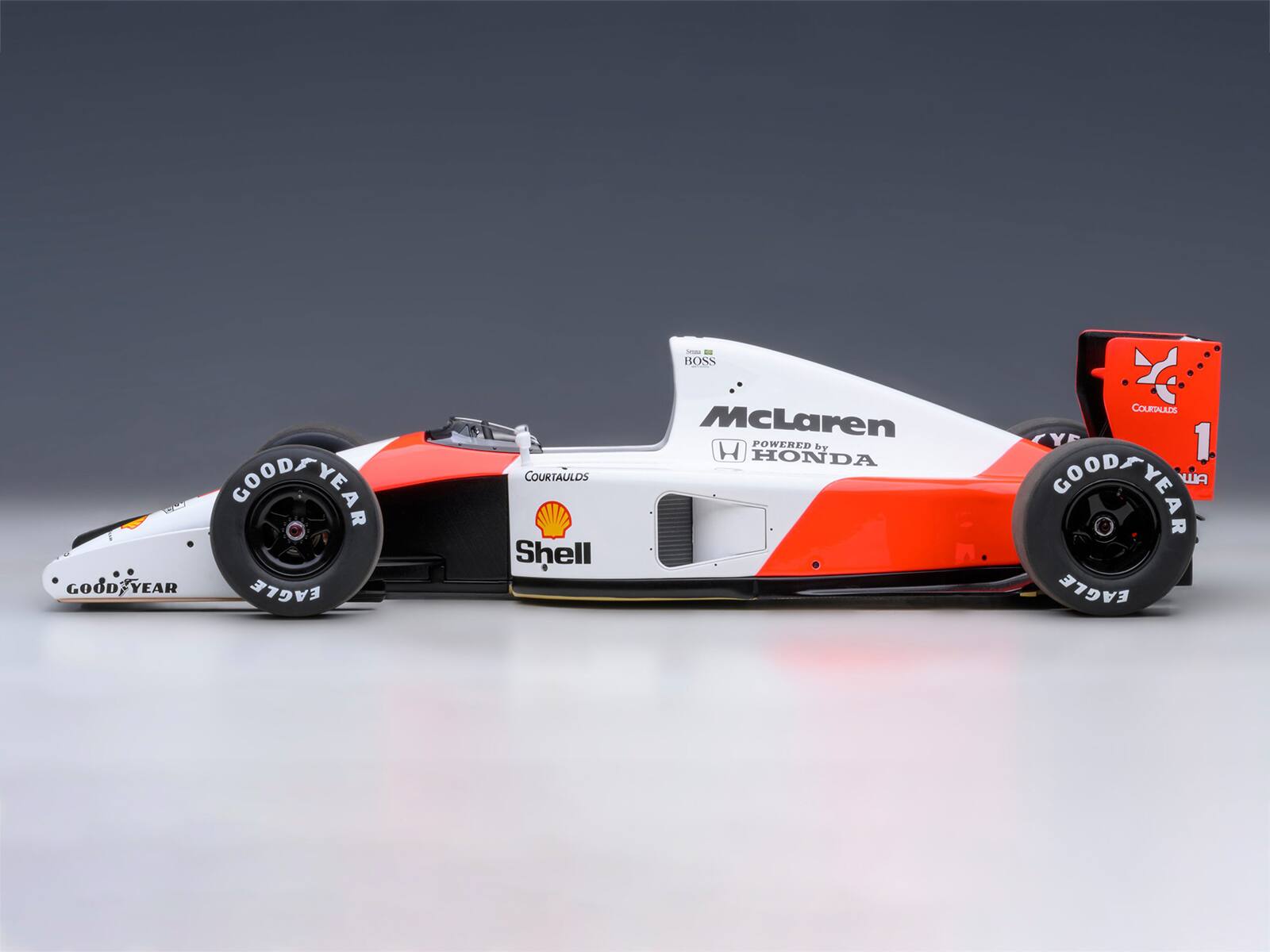 NEW GOOD YEAR EAGLE  
COURTAULDS Shell  
BOSS McLaren POWERED by HONDA  
XX COURTAULDS CYE 1 COODSYEAR WA EAGLE