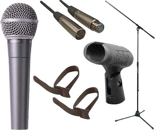 Front Standard. Behringer - Ultravoice Bundle Dynamic Cardioid Microphone.