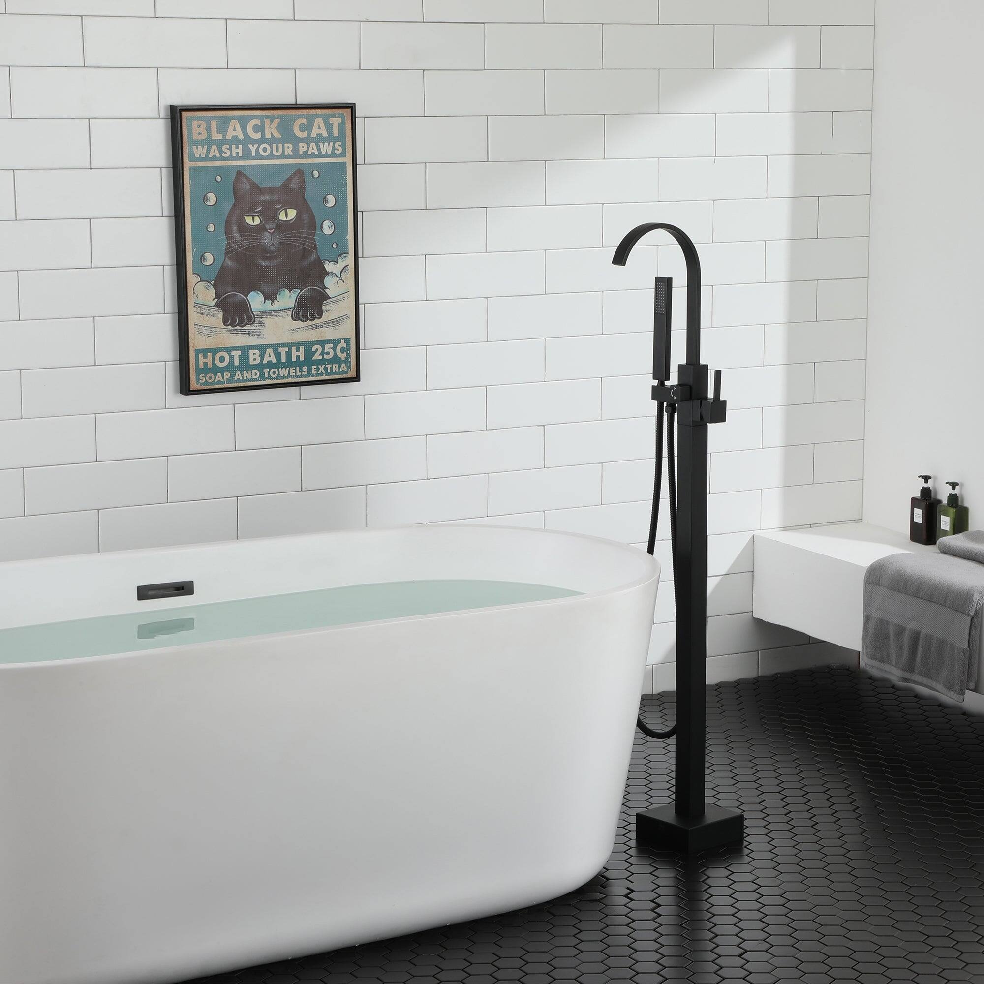 BLACK CAT WASH YOUR PAWS HOT BATH 25C SOAP AND TOWELS EXTRA