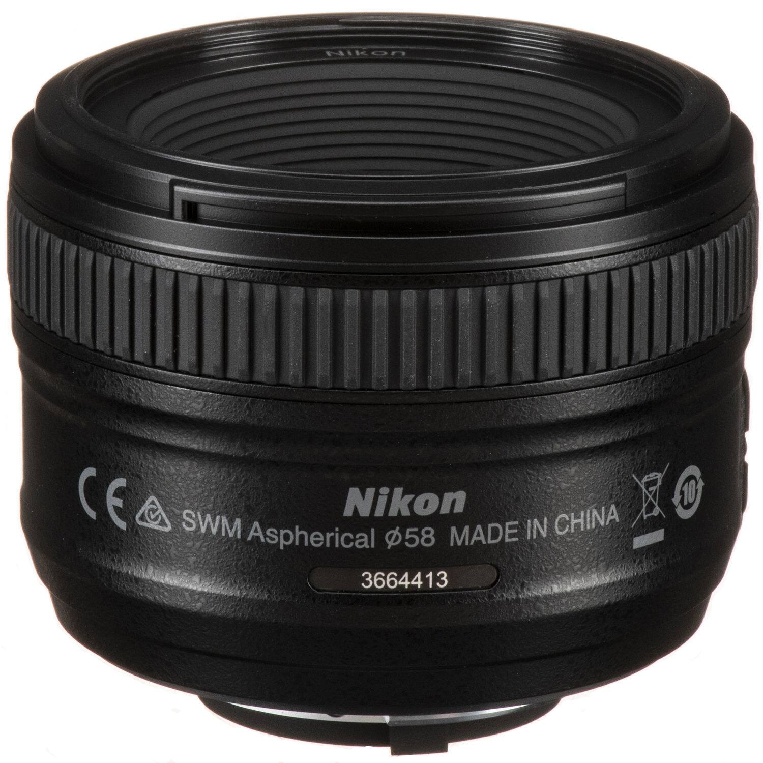 Nikon CE  
Nikon SWM  
MADE IN CHINA  
Aspherical  
58  
3664413