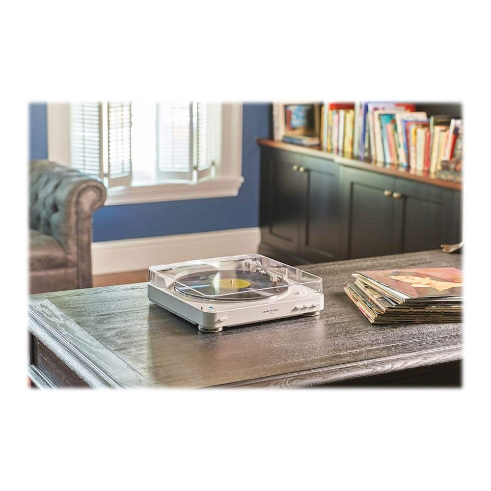 Alt View 12. Audio-Technica - Bluetooth Stereo Turntable - White.