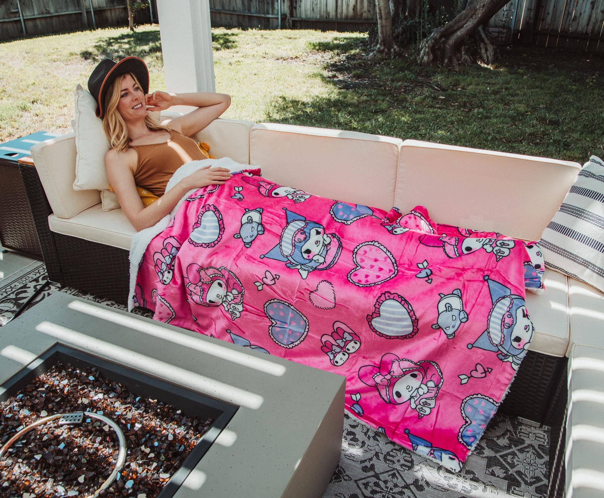 Alt View 2. The Northwest Group - Sanrio My Melody and Kuromi Pillow Fight Sherpa Throw Blanket | 50 x 60 Inches - Pink.