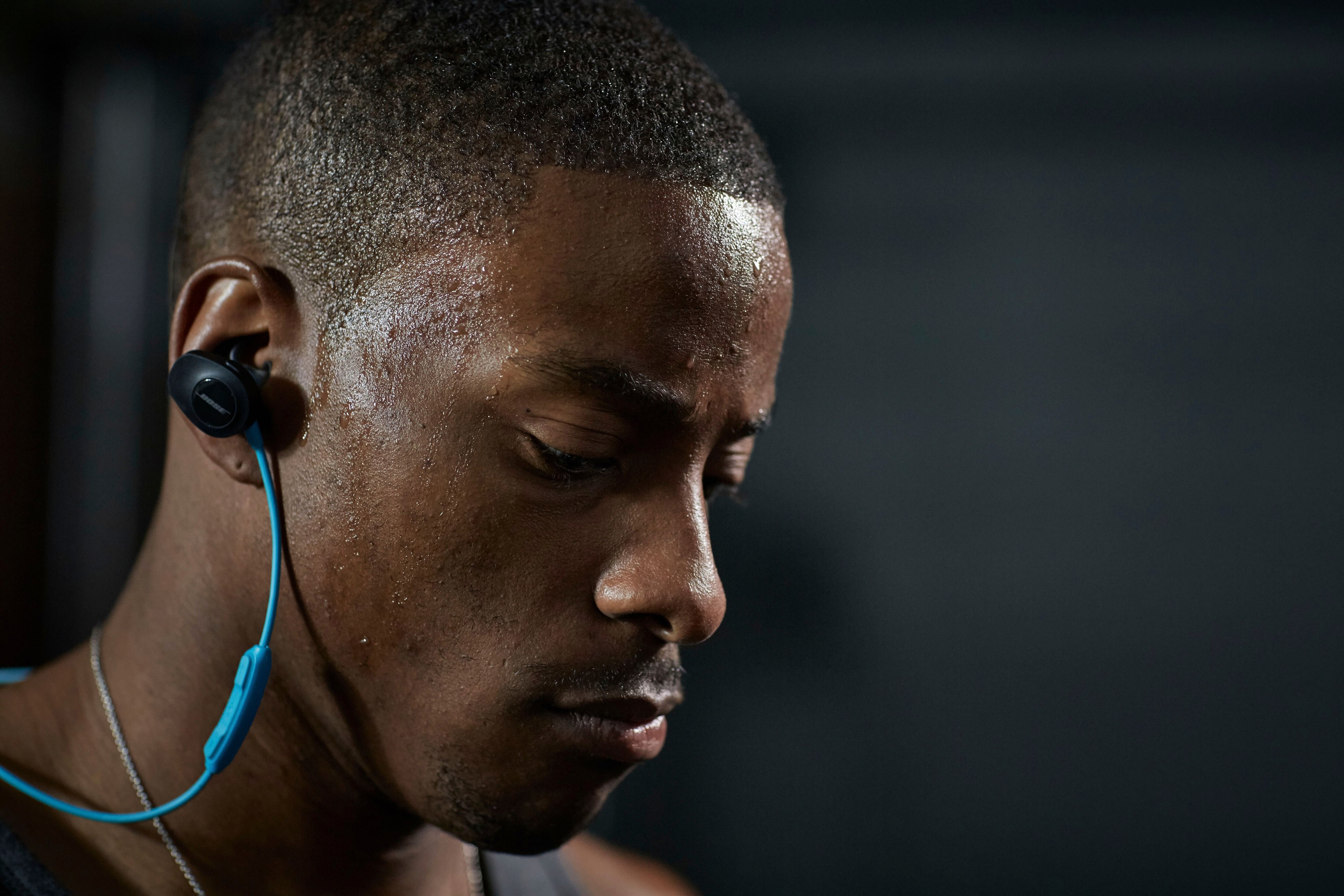 Bose SoundSport® In-Ear Headphones Charcoal SoundSport IE HP BLK - Best Buy