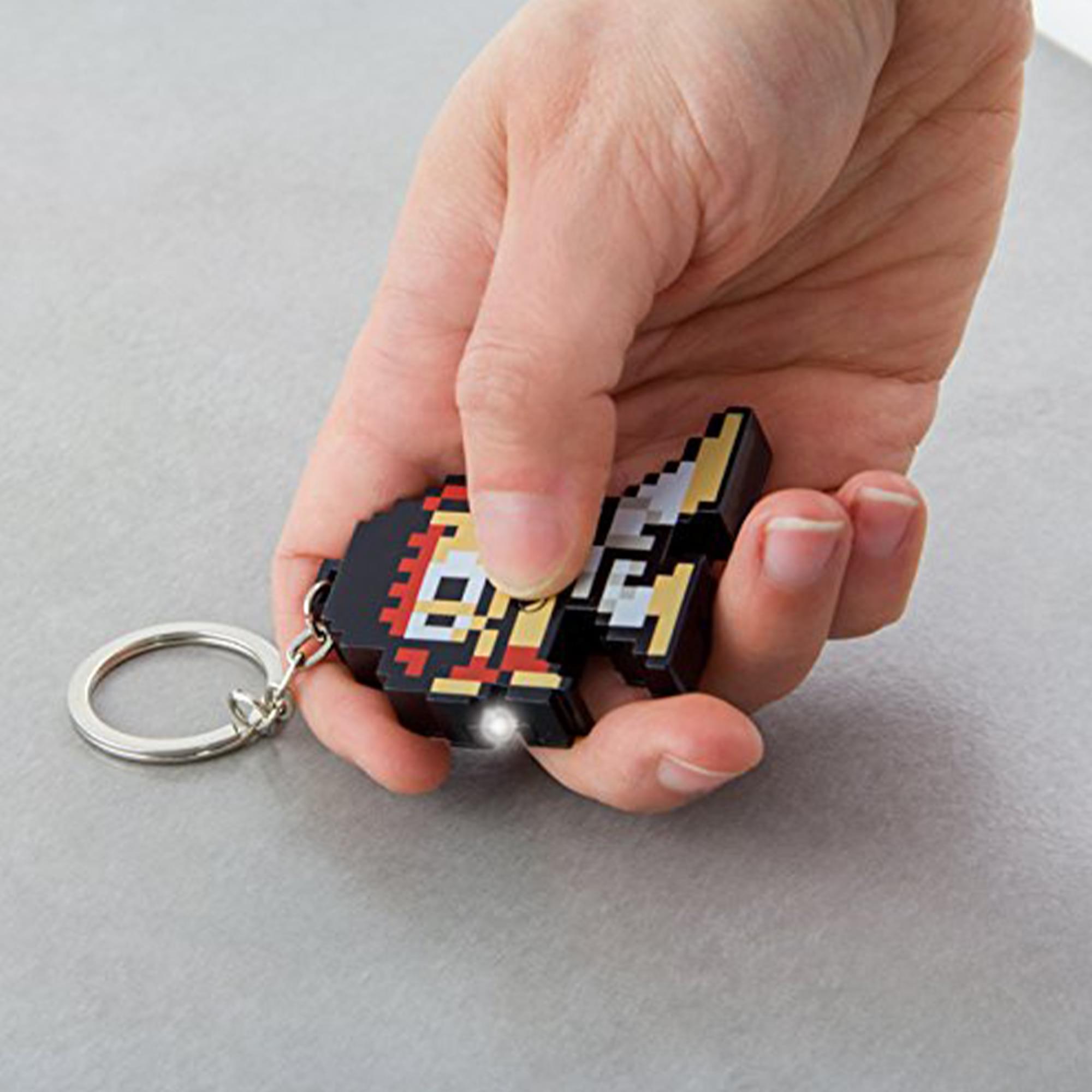 Alt View 2. Paladone - Street Fighter Ryu LED Flashlight w/ Sound - White.