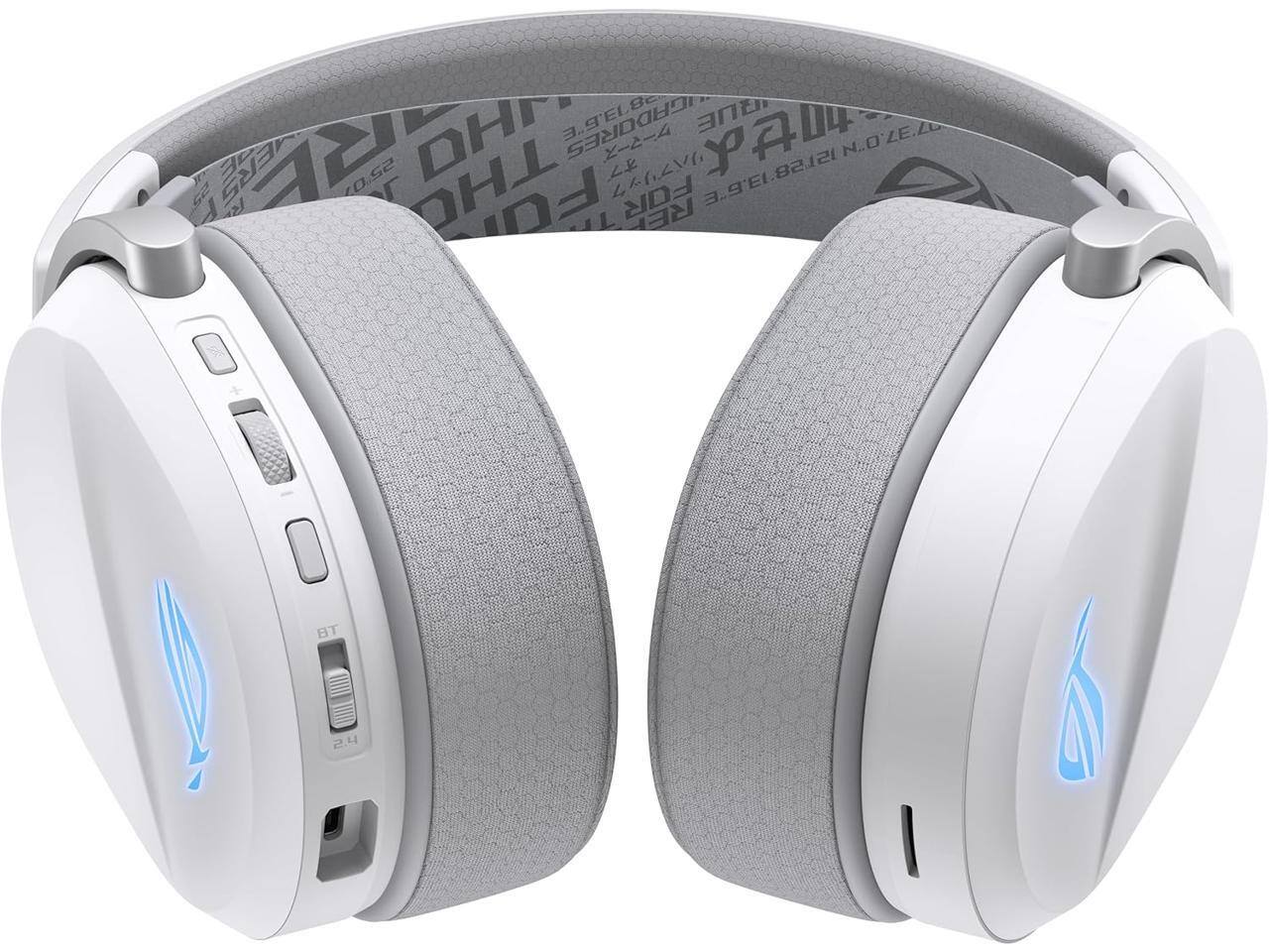 8C DHN 3.9EL8C QUE  
N.OZE.L ERS 40.52  
3.91.8212 8212 52  
THO FOI FOR RE  
3.9EL BT 2.4  

The text on the image reads:

- "8C DHN 3.9EL8C QUE"
- "N.OZE.L ERS 40.52"
- "3.91.8212 8212 52"
- "THO FOI FOR RE"
- "3.9EL BT 2.4"