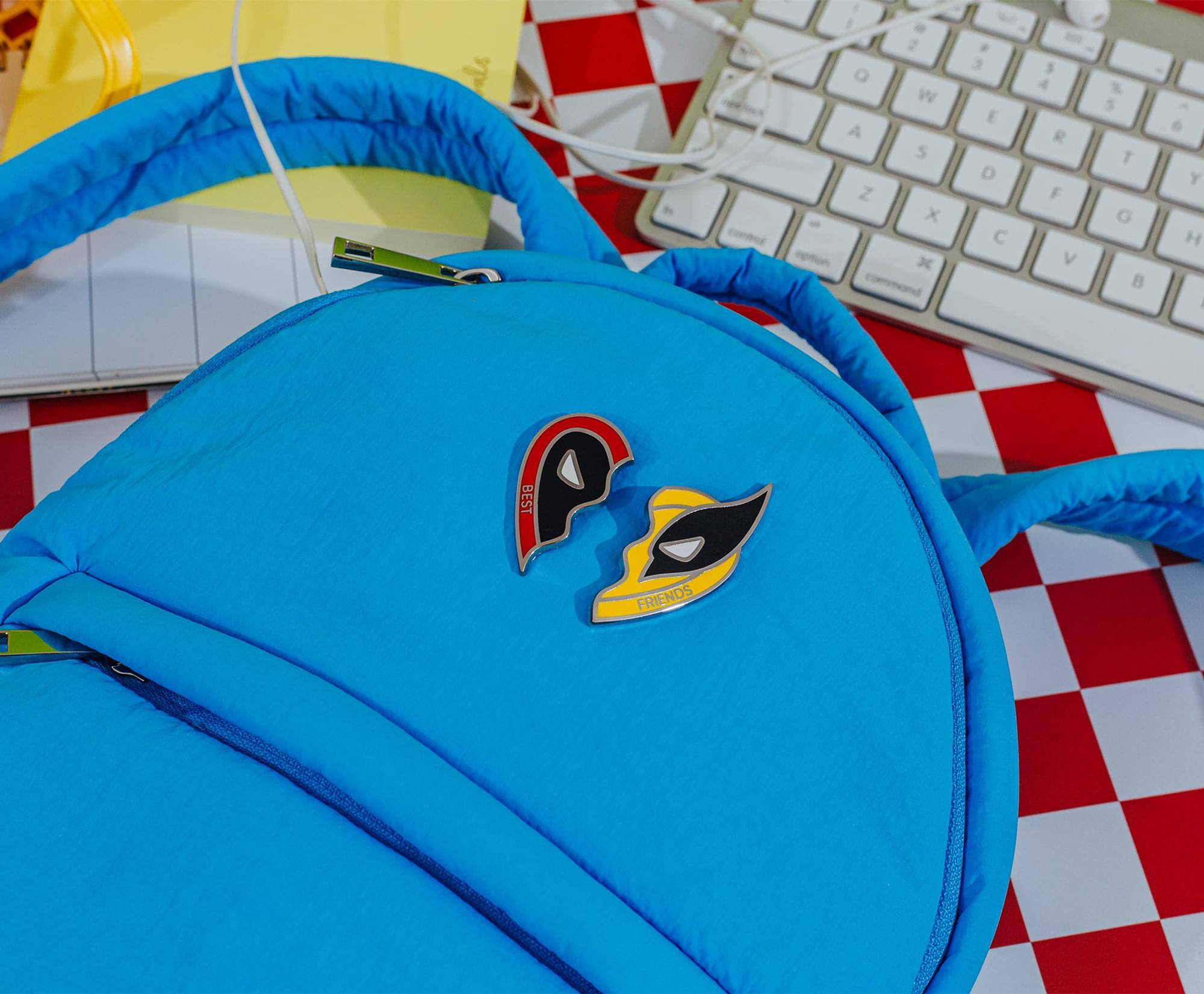 I Q A Z 2 W S x x . 3 E D  1 4 R F V 1 5 T G  6 Y H I BEST FRIENDS