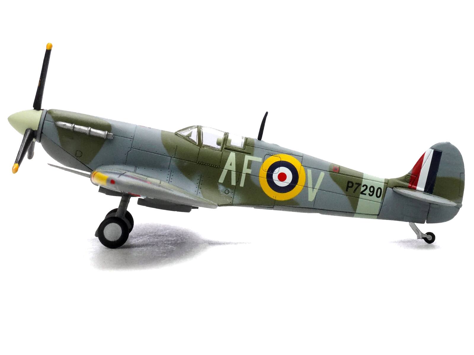 Angle. Legion - Supermarine Spitfire Mk IIa Fighter P7290 Air Fighting Development Unit RAF Duxford 1942 Royal Air Force 1/72 - Multicolor.