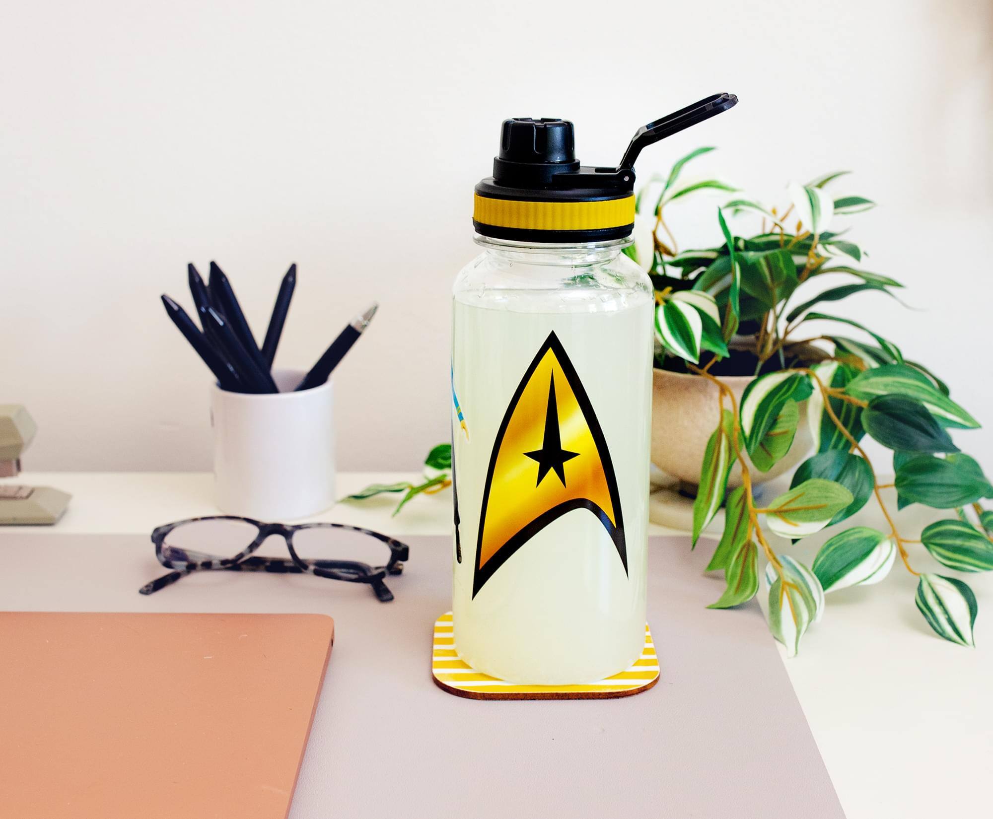 Alt View 5. Silver Buffalo - Star Trek Gold Delta Logo Twist Spout Water Bottle and Sticker Set | 32 Ounces - Gold.