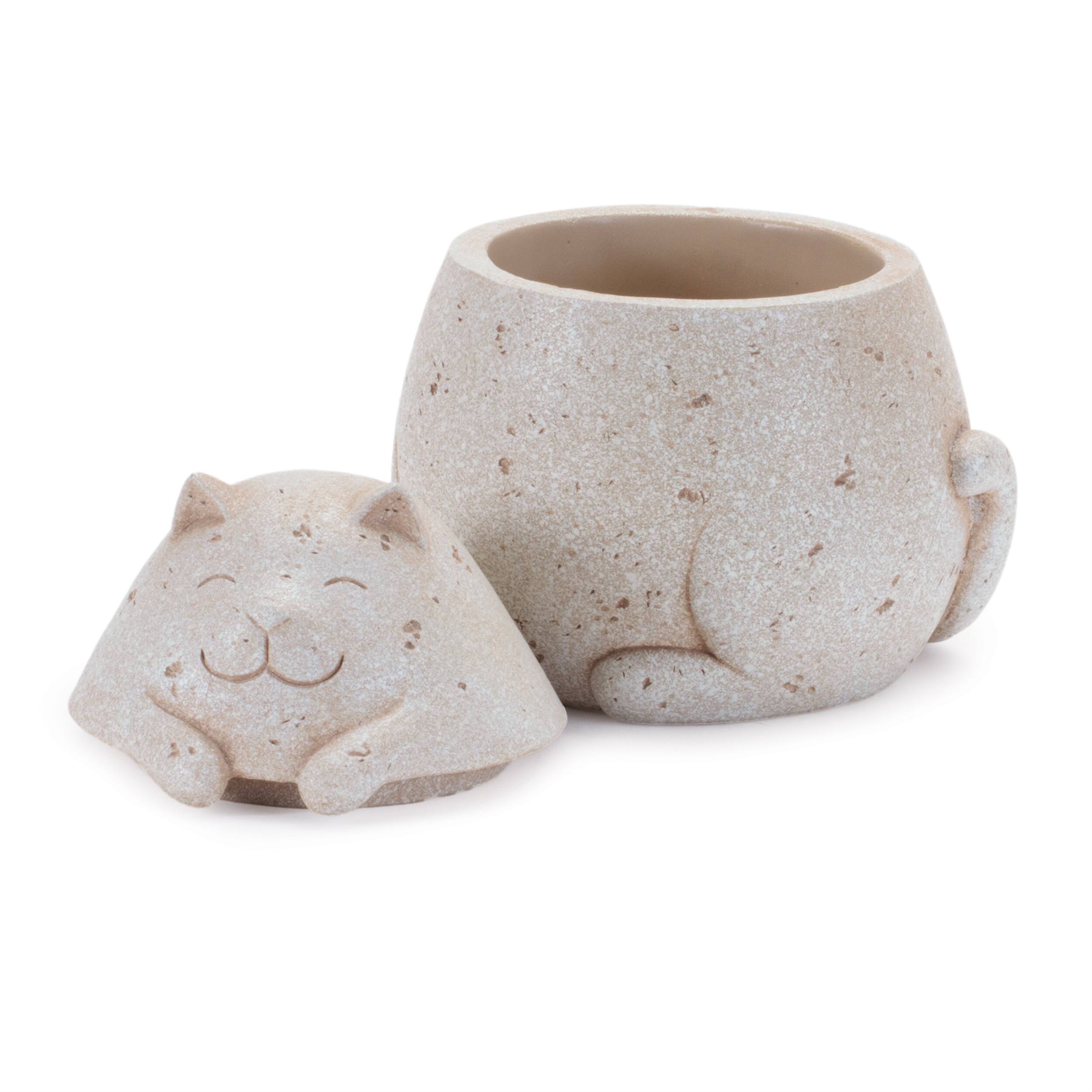 Angle. BreeBe - Decorative Cat Box (Set of 4) - Beige.