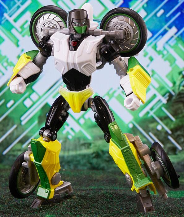 Alt View 5. Transformers - G2 Universe Laser Cycle Deluxe Class | Transformers: Legacy Evolution.
