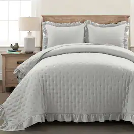 Hivvago - King Size Lightweight Grey Ruffle Reversible Oversized 3 Piece Quilt Set - Light Gray