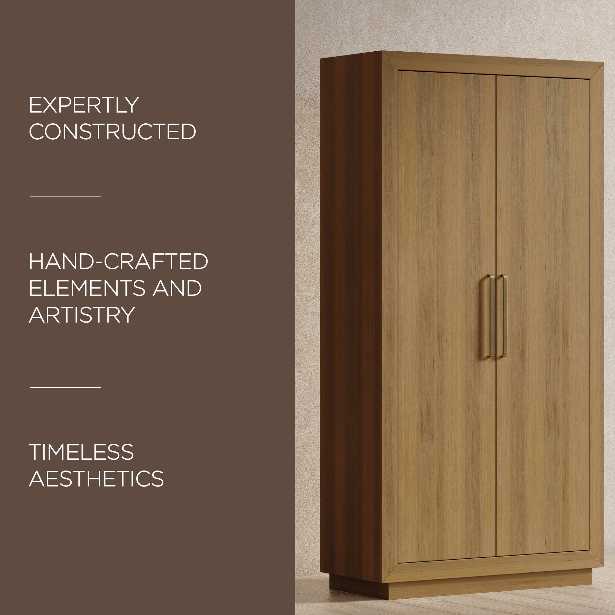 EXPERTLY CONSTRUCTED

HAND-CRAFTED ELEMENTS AND ARTISTRY

TIMELESS AESTHETICS