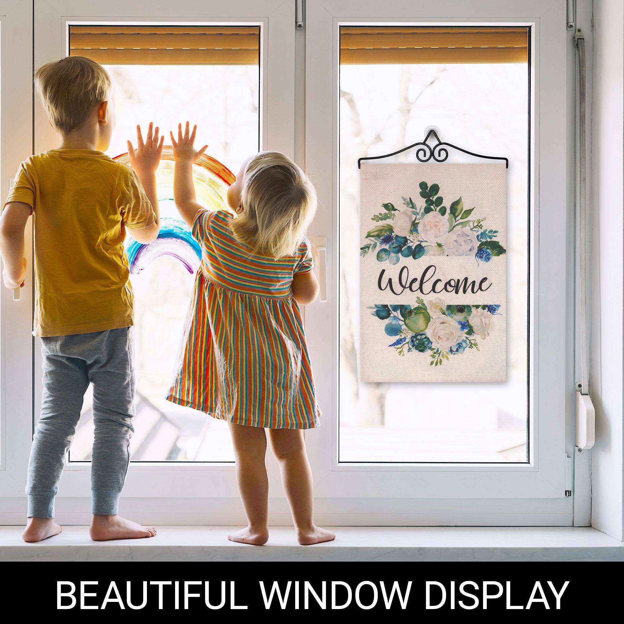 Welcome BEAUTIFUL WINDOW DISPLAY