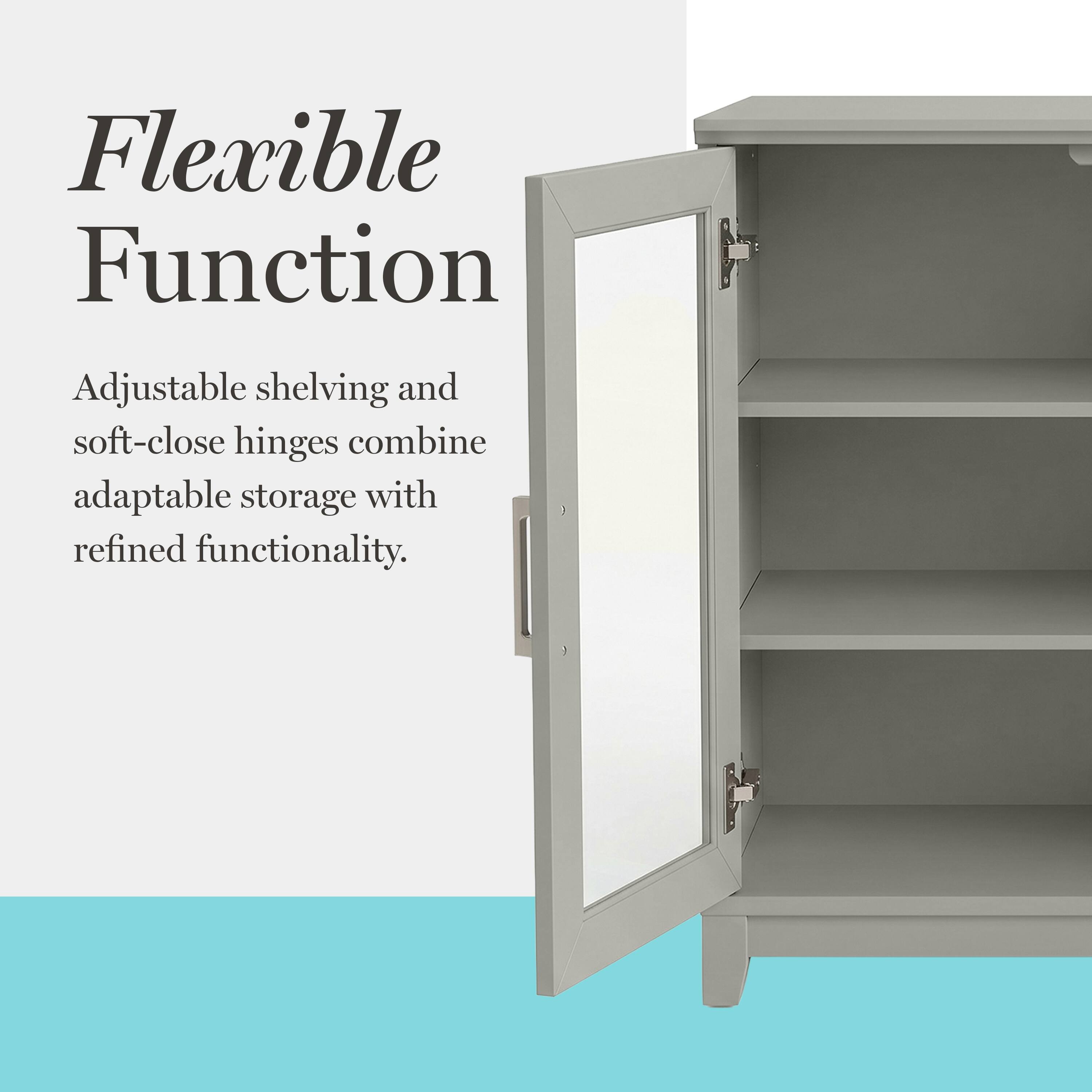 Flexible Function  
Adjustable shelving and soft-close hinges combine adaptable storage with refined functionality.